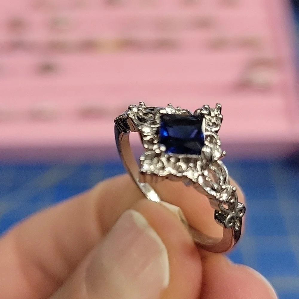 Dark Blue & Rhinestone Silver Tone Ring Size 9